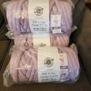 Loops & Threads Wild and Free Chunky Yarn 49 yards nib